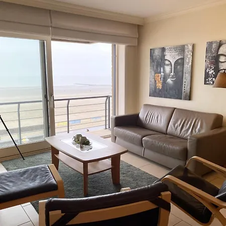 In By The Beach, Cleaning Included * Nieuwpoort